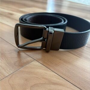 Coach Black and brown reversible Leather Belt with gunmetle Buckle